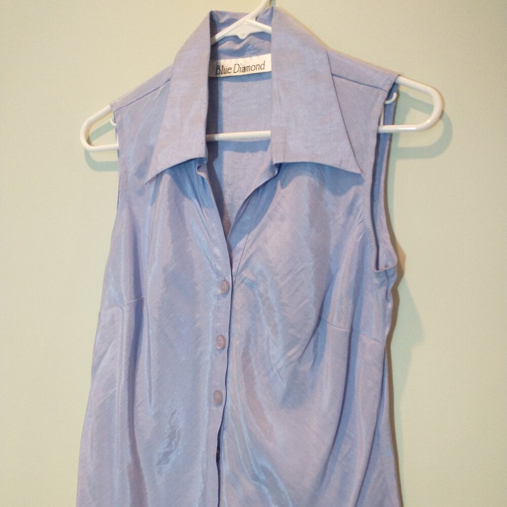 NWOT Blue Diamond Sleeveless Blouse with Subtle Shimmer Size S